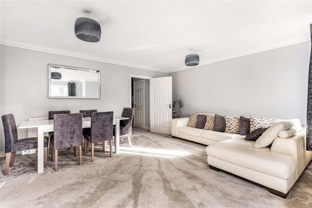 Property photo 3 of 30 Picture No. 03