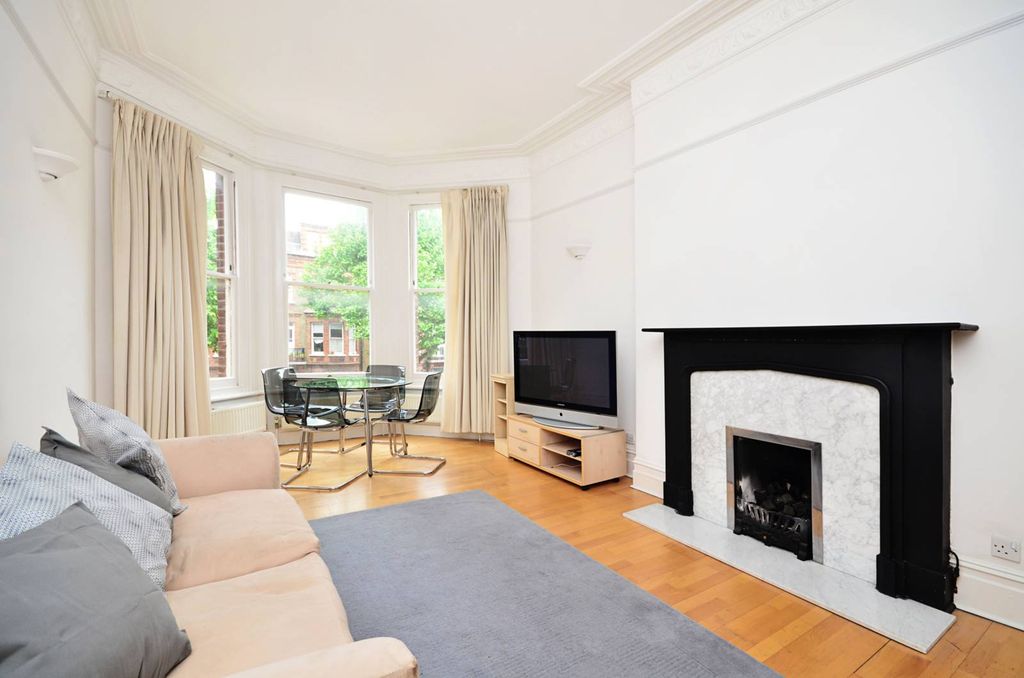Property photo 2 of 11