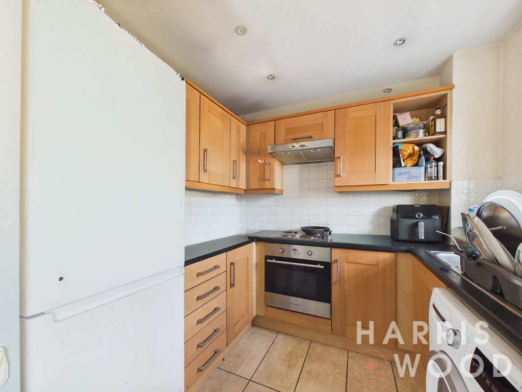 Property photo 3 of 19 4816222