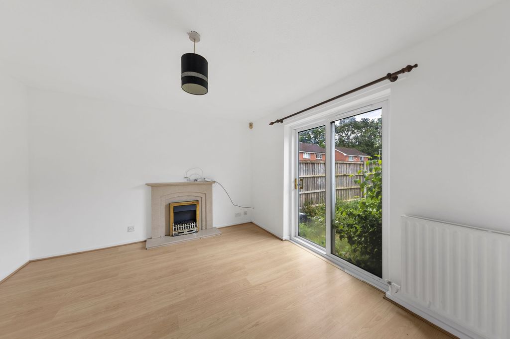 Property photo 3 of 13