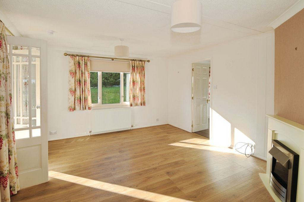 Property photo 3 of 17 Photo