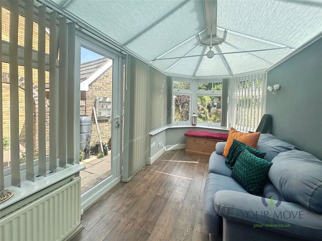 Property photo 3 of 16 Picture No. 06