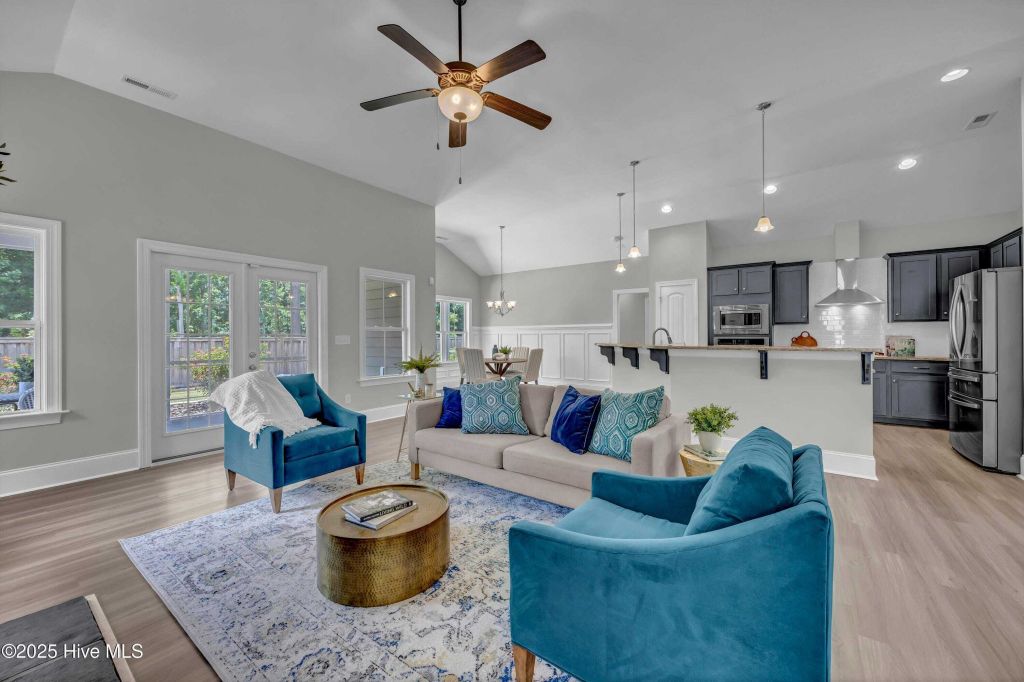 Property photo 3 of 24 <Alttext/>