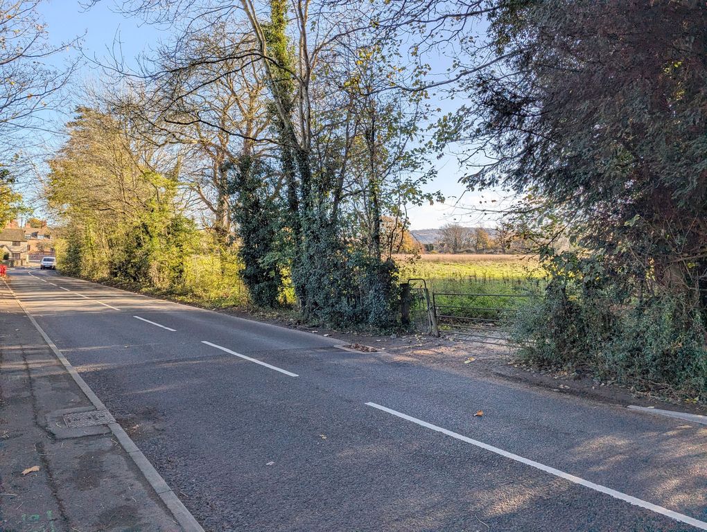 Property photo 2 of 14