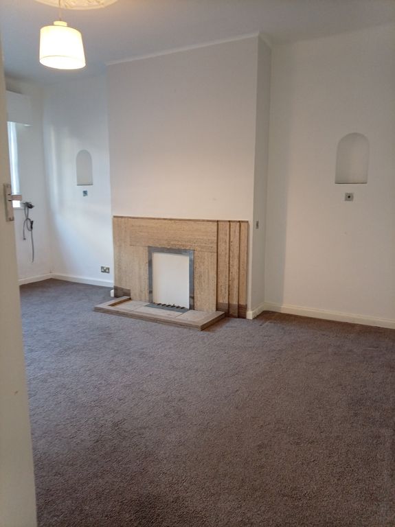 Property photo 1 of 11 Photo 0