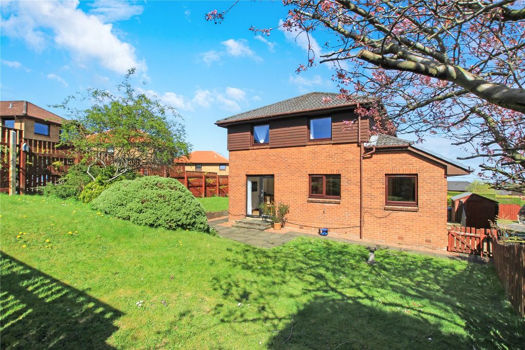 Property photo 2 of 19 Picture No. 29