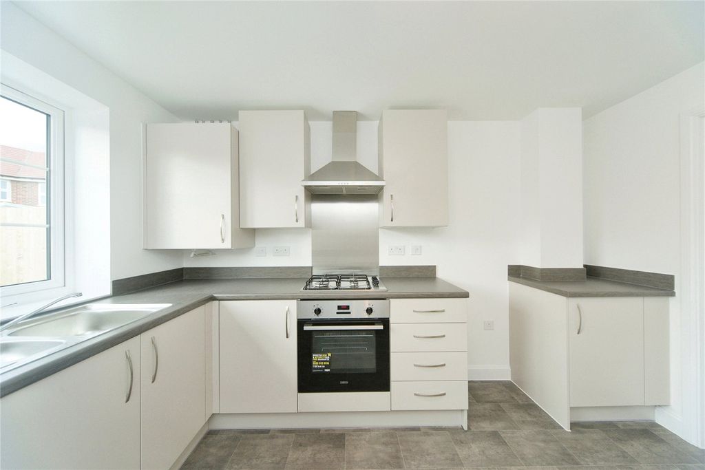 Property photo 3 of 12 Kitchen Diner