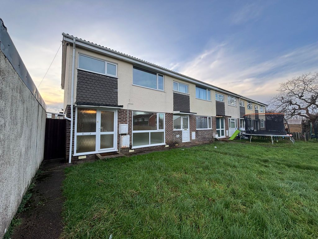 Property photo 1 of 12