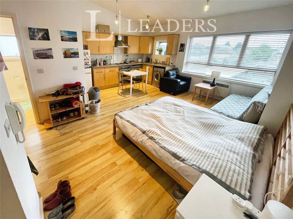 Property photo 3 of 6 63Fb07F1-Img_9153
