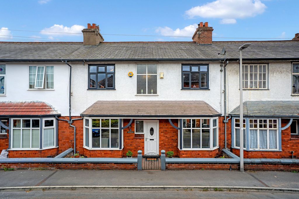Property photo 1 of 40