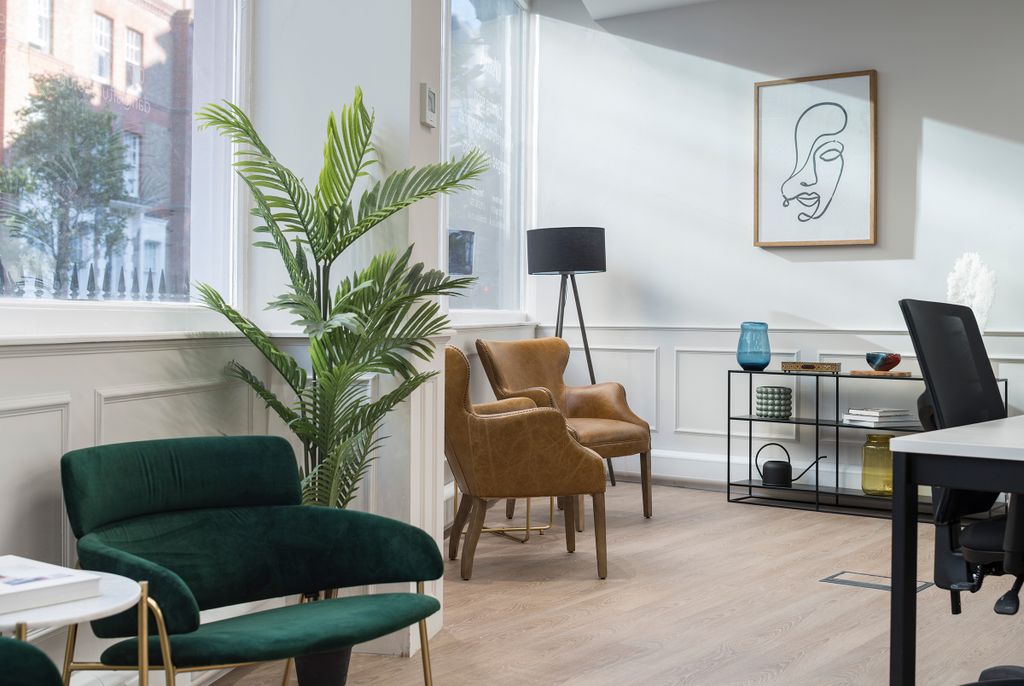 Property photo 2 of 6