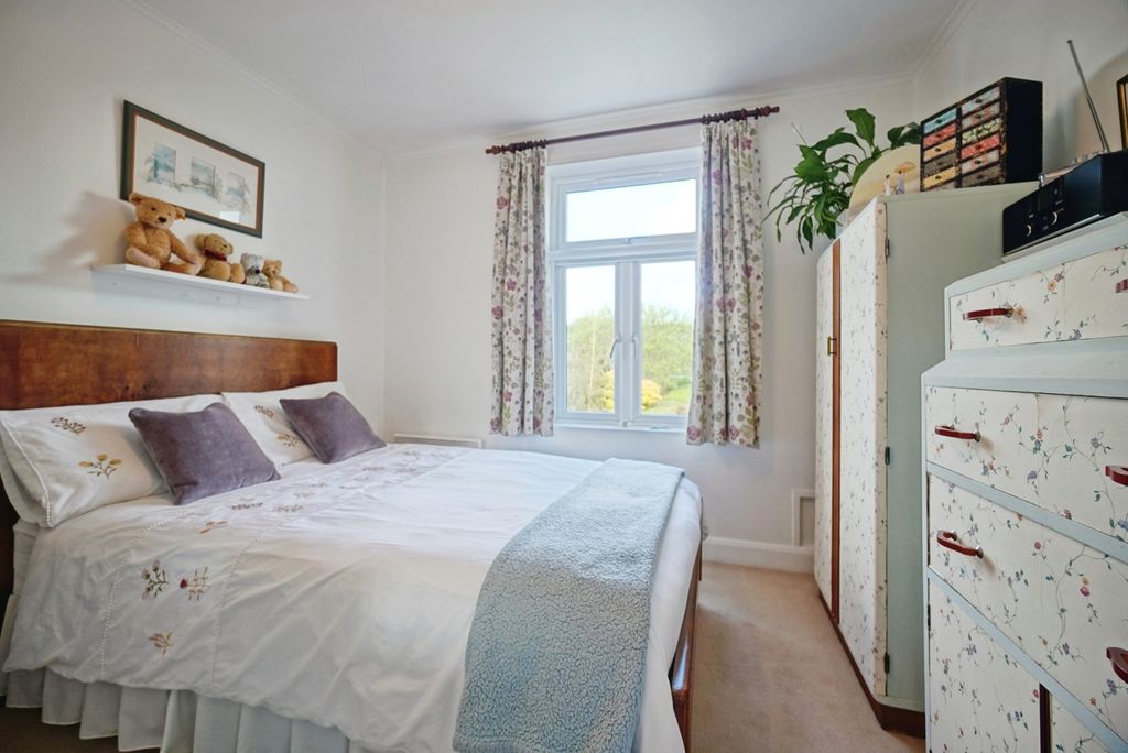 Property photo 3 of 19 Pbox-Img.Jpg