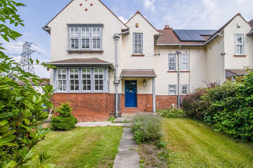 Property photo 1 of 19