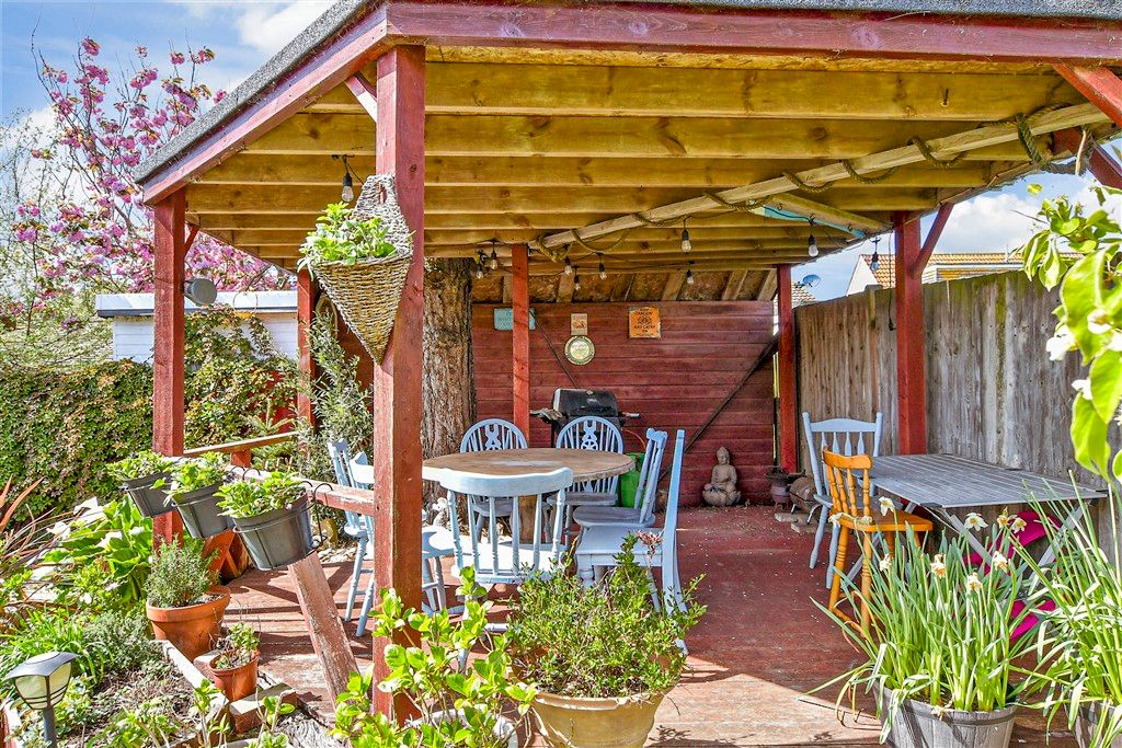 Additional image 12 of 4 bed chalet for saleKeymer Avenue, Peacehaven, East Sussex BN10