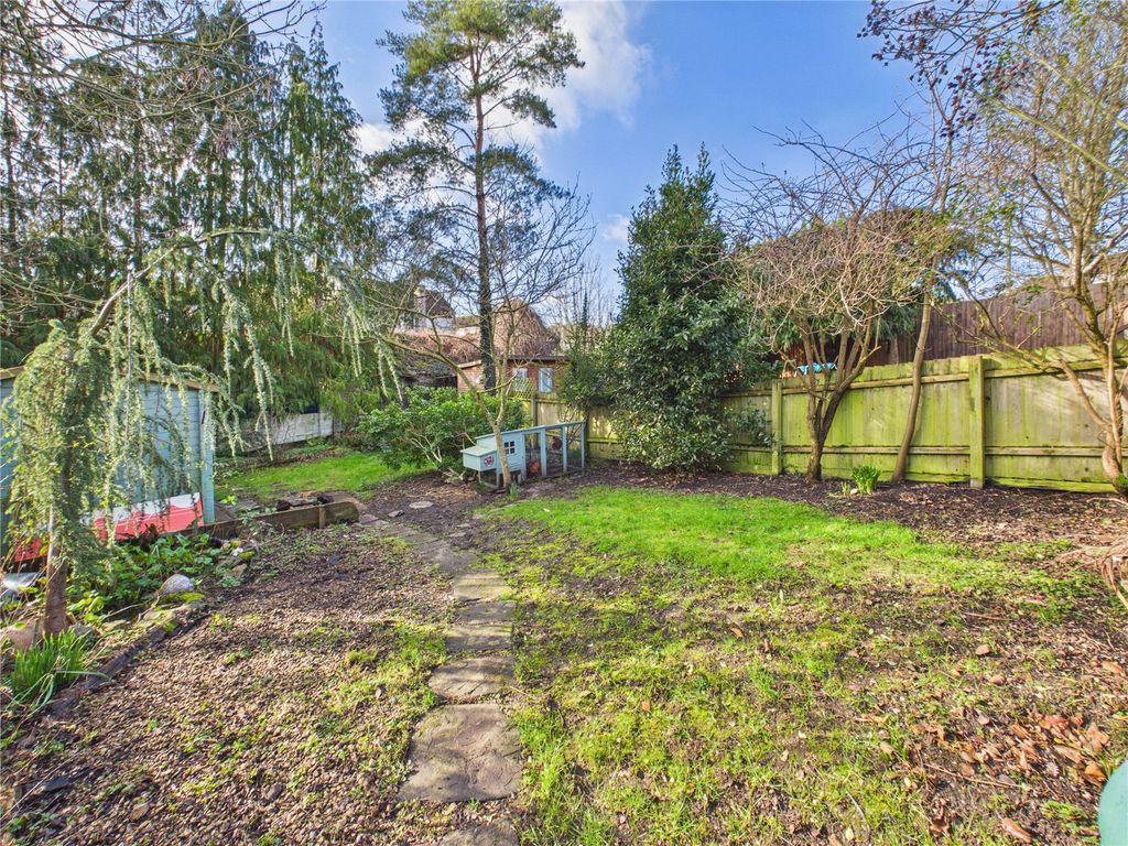 Property photo 2 of 18 Picture No. 29