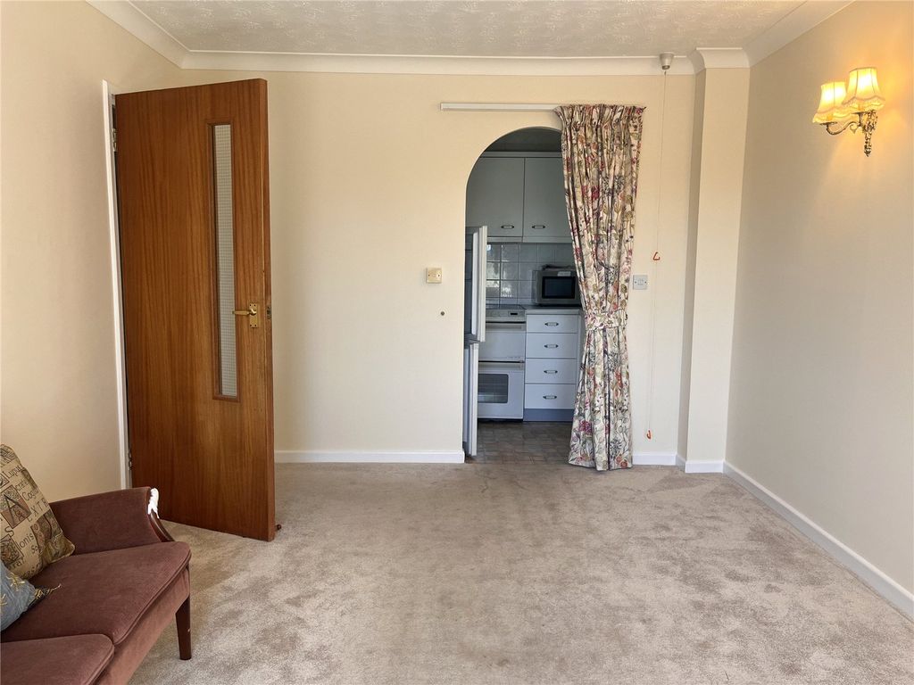 Property photo 3 of 12 Picture No. 14