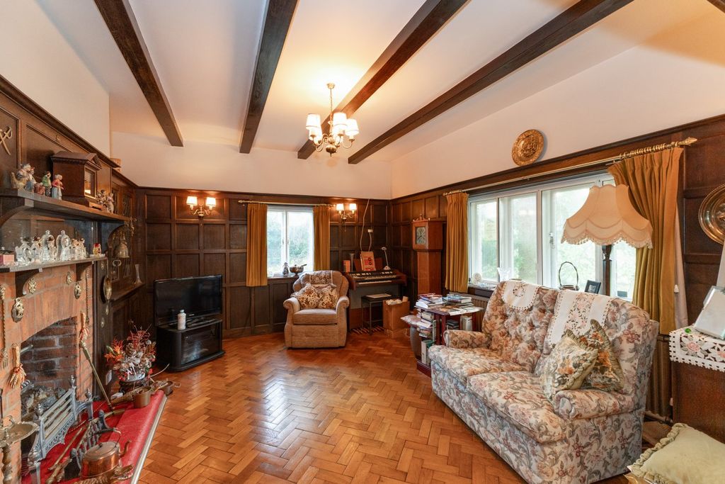 Property photo 2 of 23 Picture No. 20