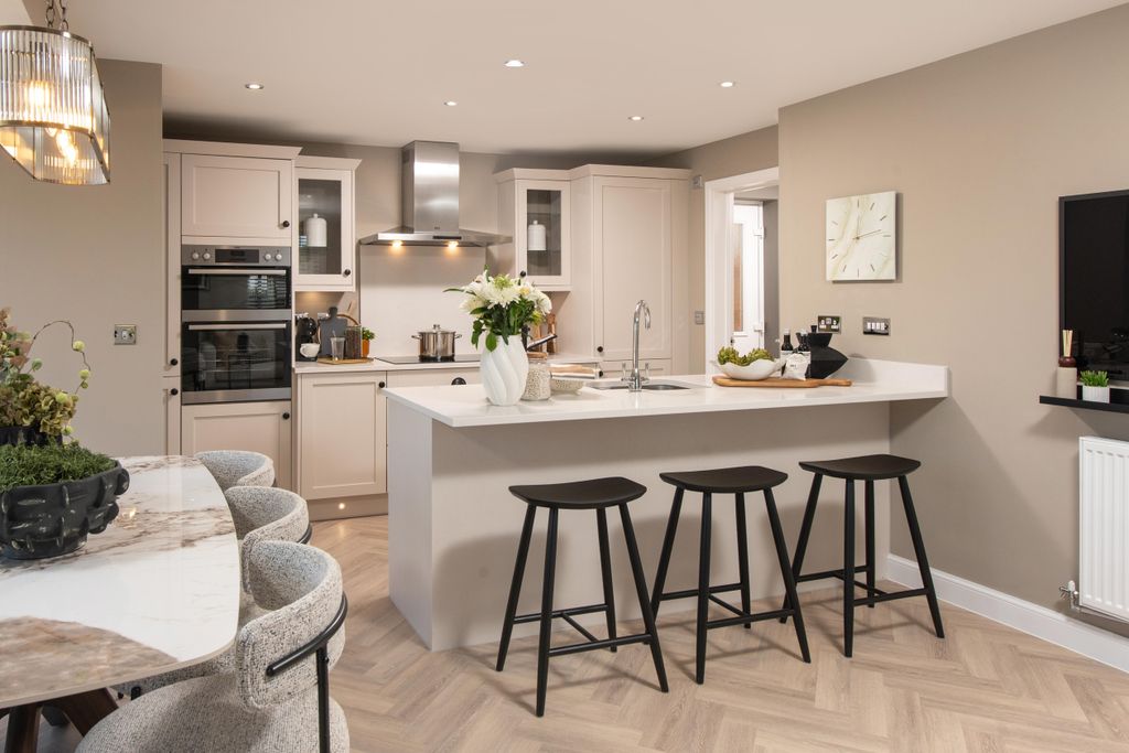 Property photo 3 of 10 Cornell Kitchen Diner