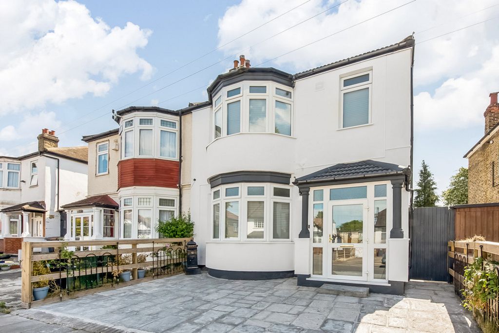 Property photo 1 of 34