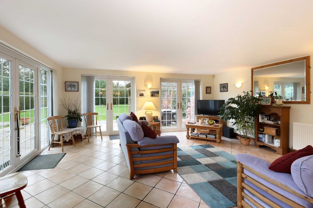 Property photo 2 of 23 Picture No. 47