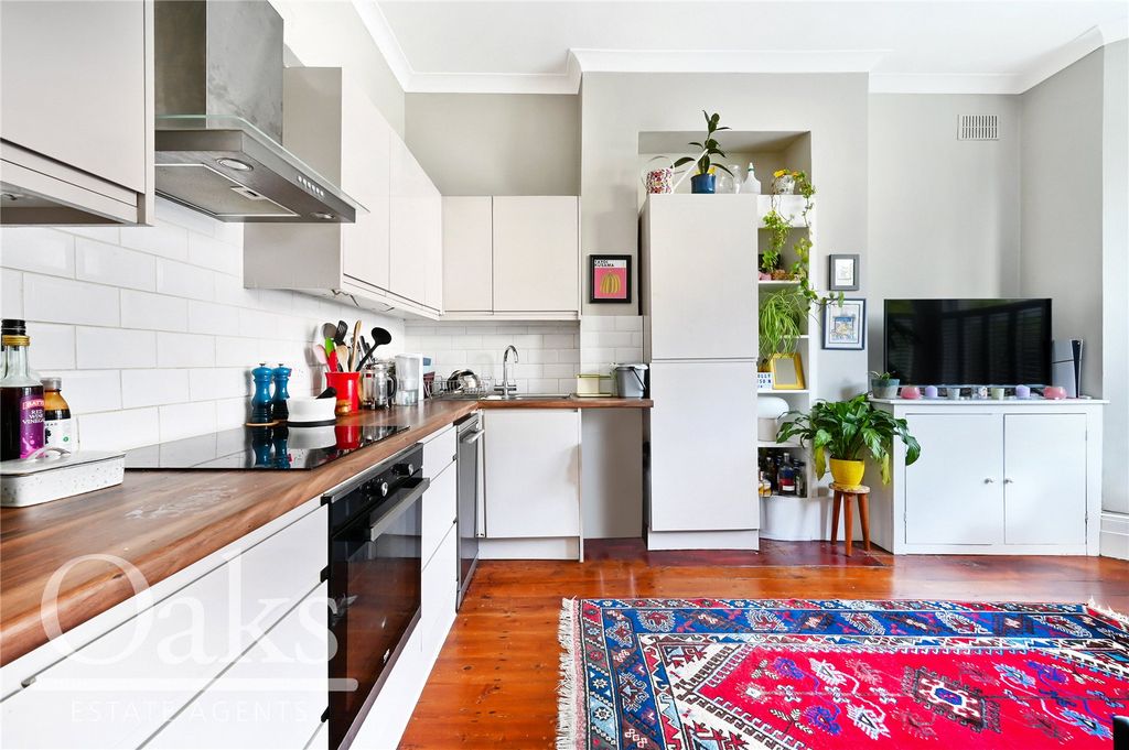 Property photo 2 of 11 Picture No. 03