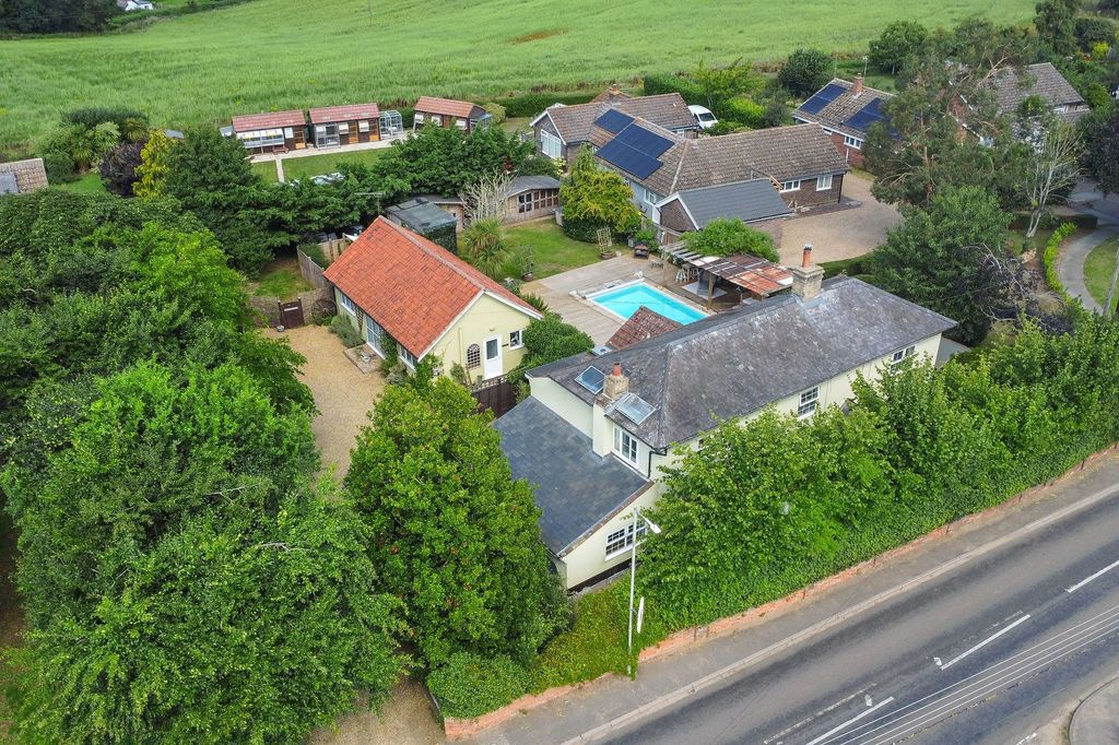 Property photo 2 of 49