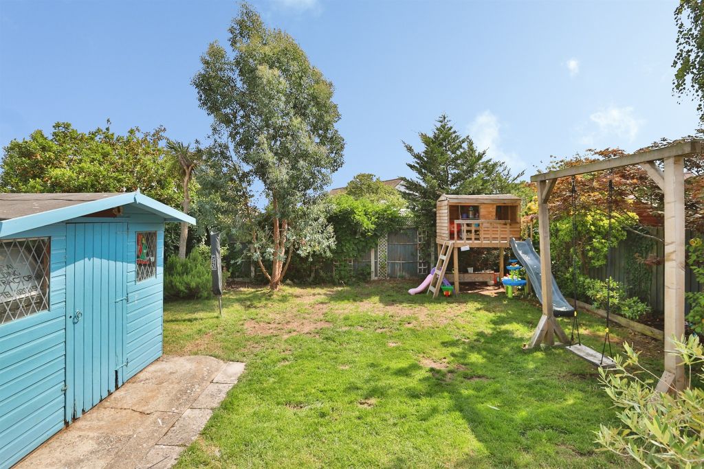 Property photo 2 of 20