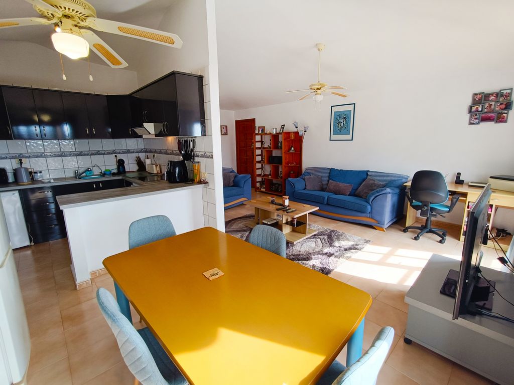 Property photo 3 of 18