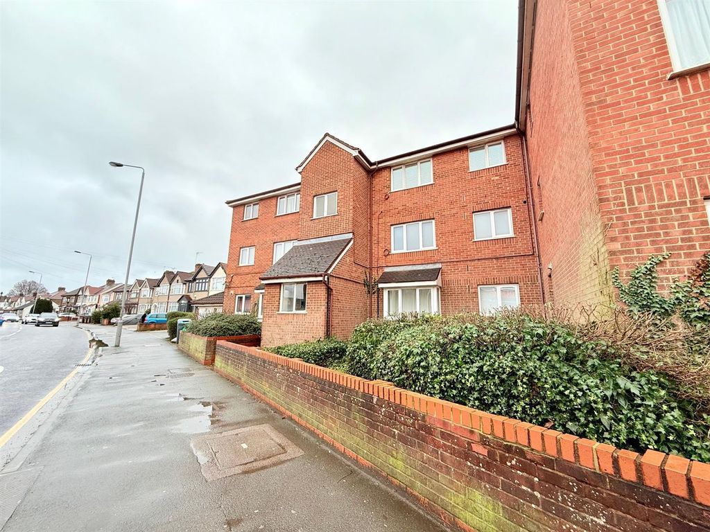 Property photo 2 of 9 1.Jpg