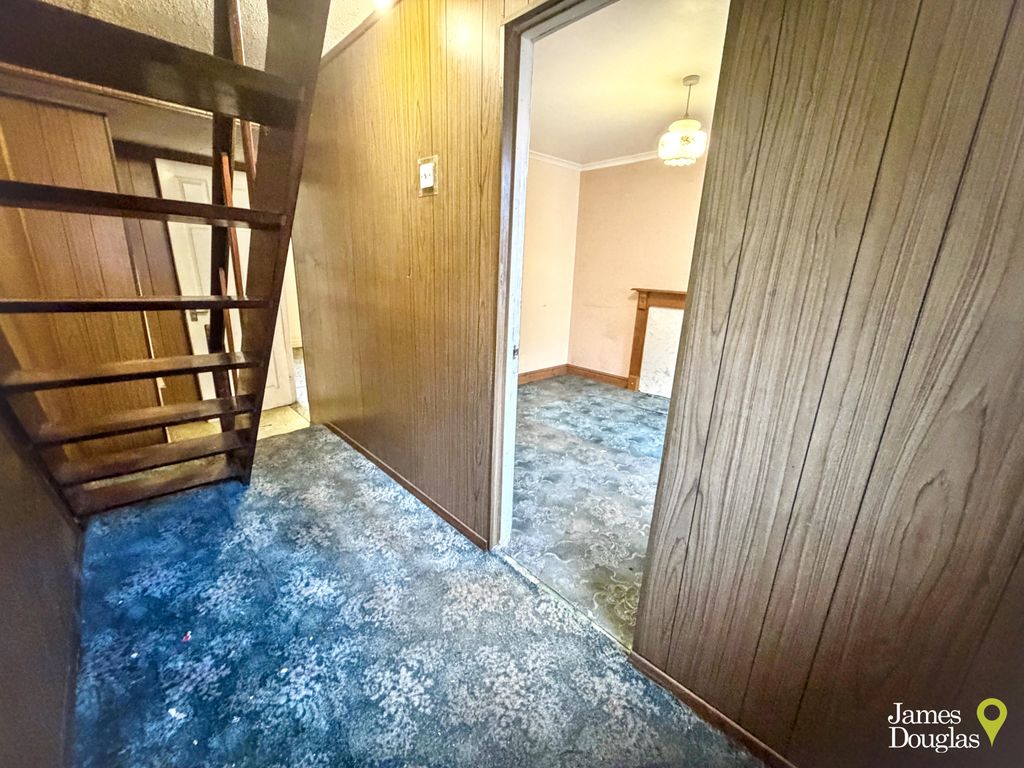 Property photo 3 of 20 Eh1