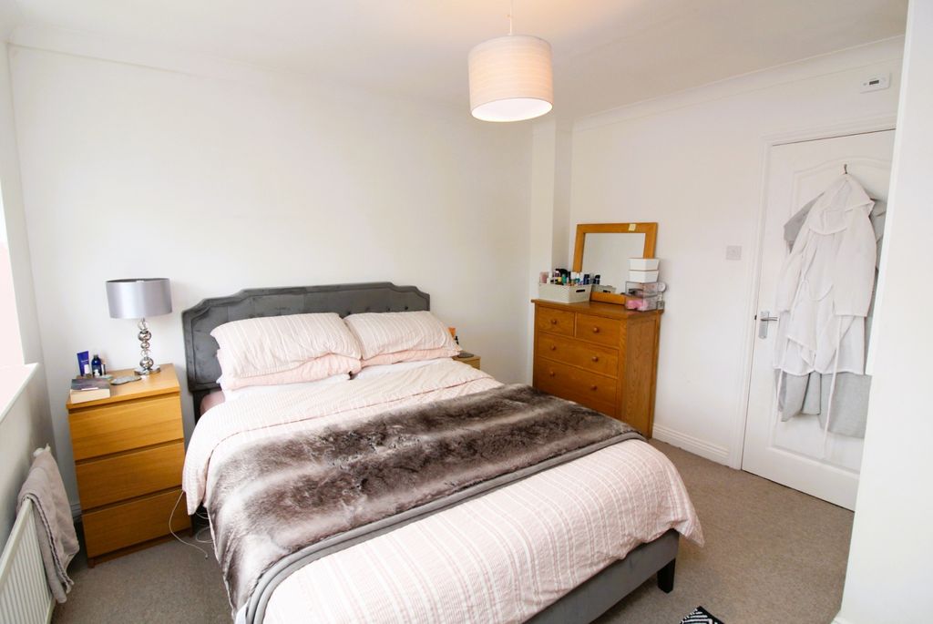 Property photo 3 of 25 Img_5233