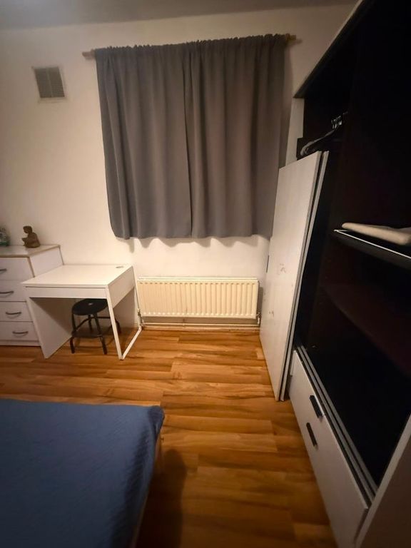 Property photo 3 of 3