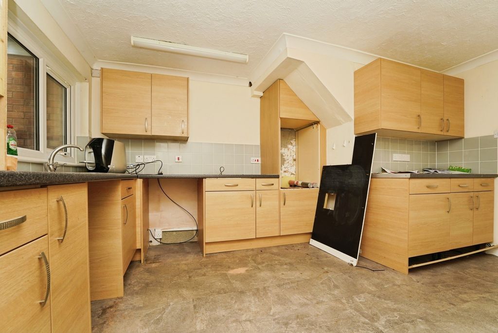 Property photo 2 of 15 Pbox-Img.Jpg