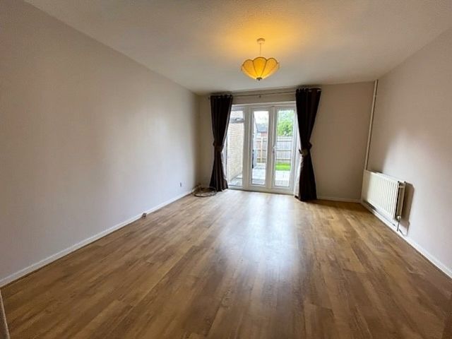 Property photo 2 of 14 60 Heather Lounge