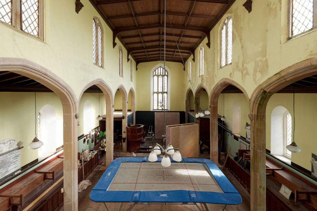 Property photo 3 of 18