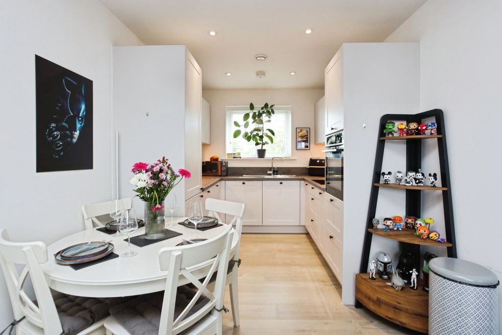 Property photo 2 of 20 Photo #2