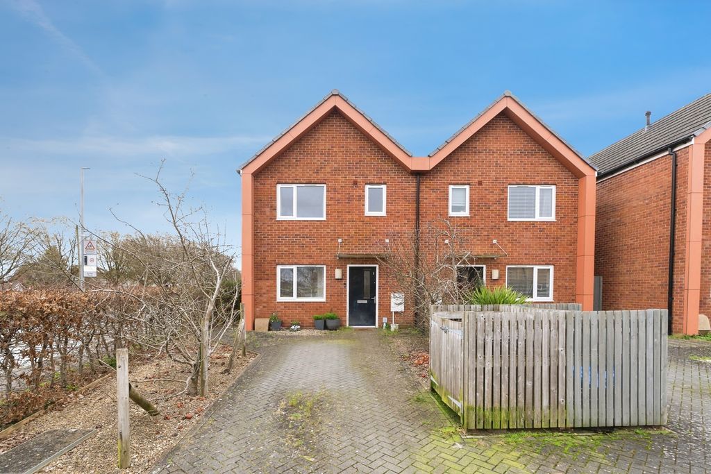 Property photo 1 of 19 Pbox-Img.Jpg