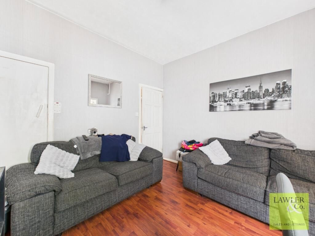 Property photo 3 of 7