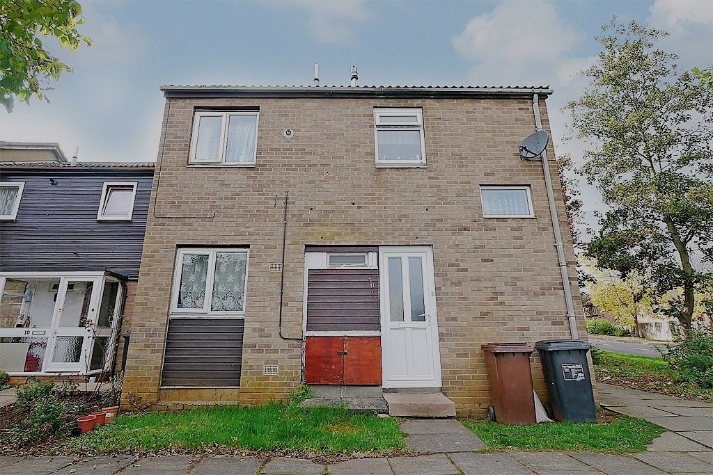 Property photo 1 of 8