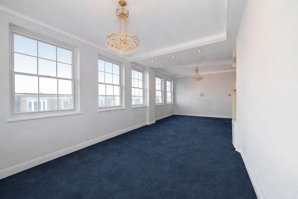 Property photo 3 of 9 82-Bryanston (2).Jpg