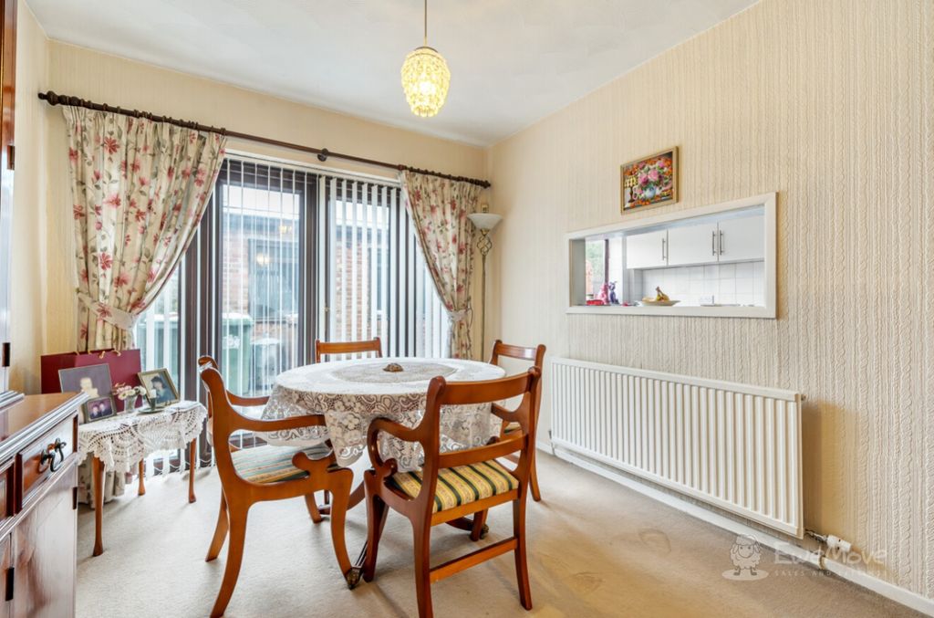 Property photo 3 of 16 19
