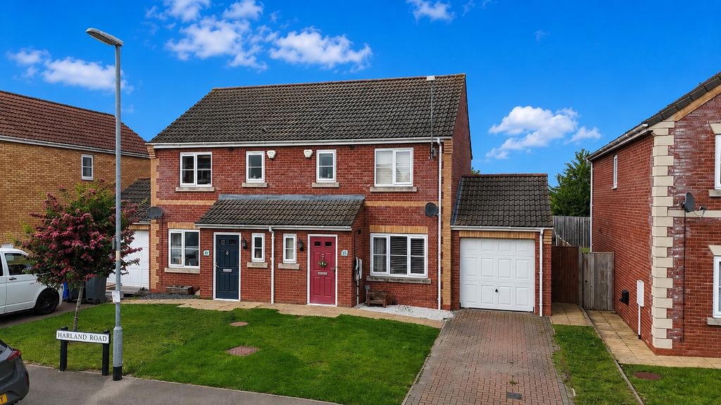 Property photo 1 of 17 4750301