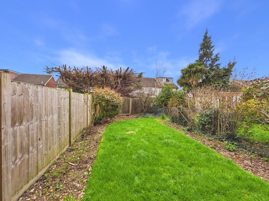 Property photo 3 of 16 Picture No. 19