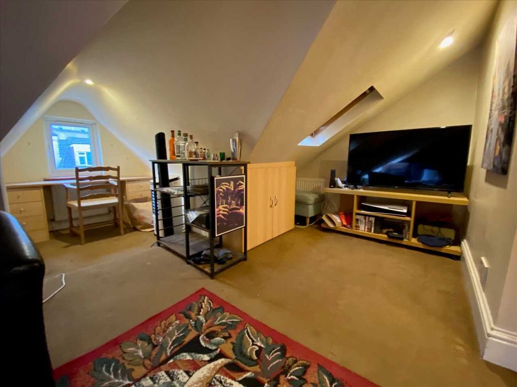 Property photo 1 of 5 Main Picture