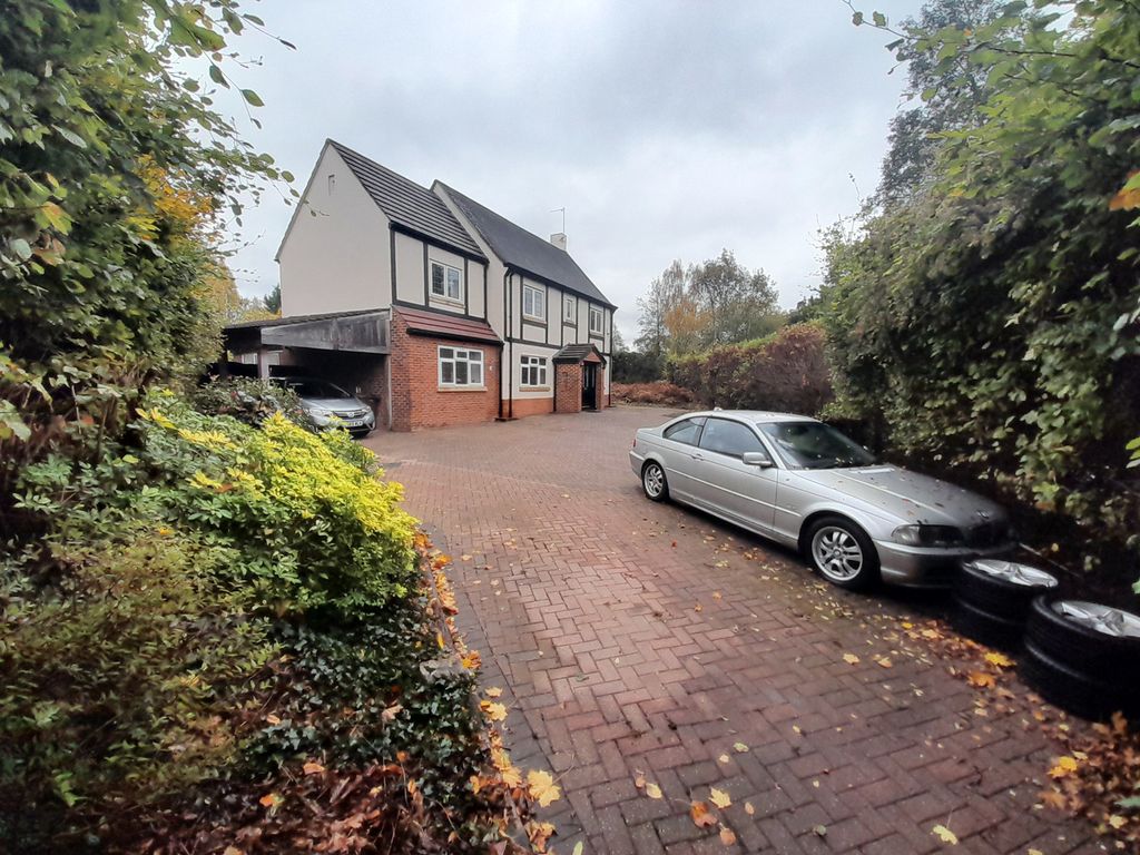 Property photo 2 of 45