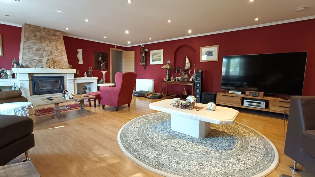 Property photo 1 of 49