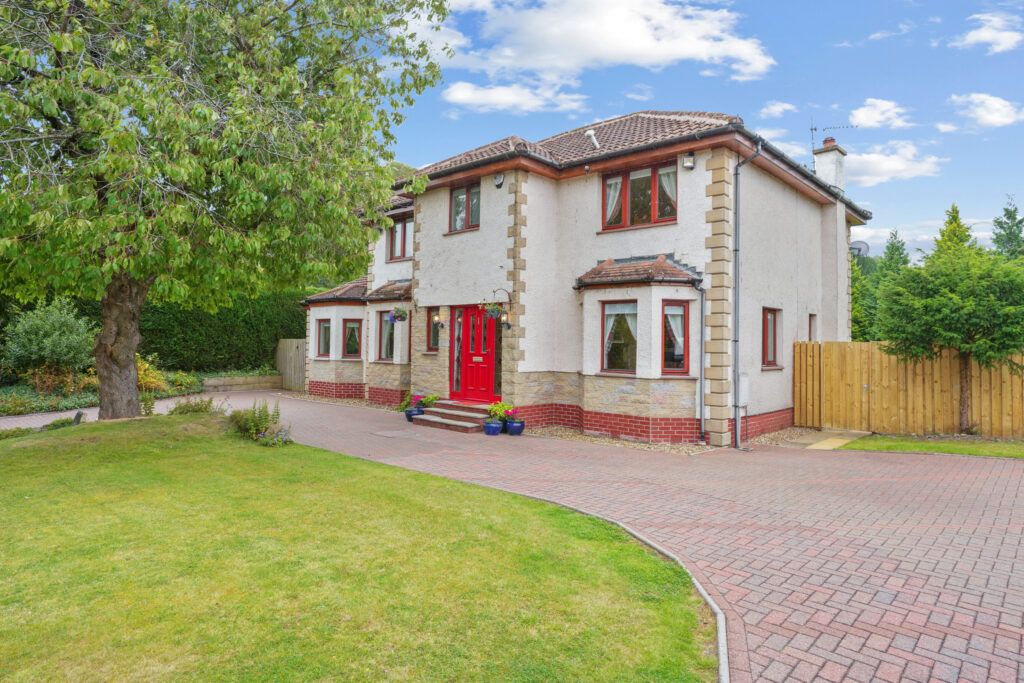 Property photo 1 of 30