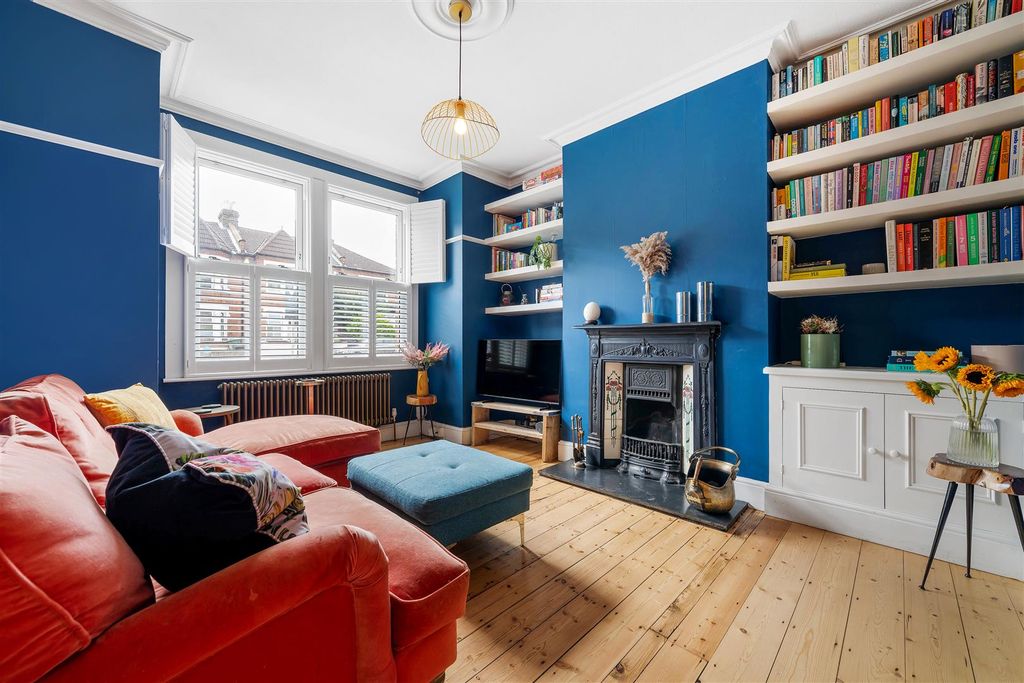 Property photo 2 of 13 Marlow Road-2.Jpg