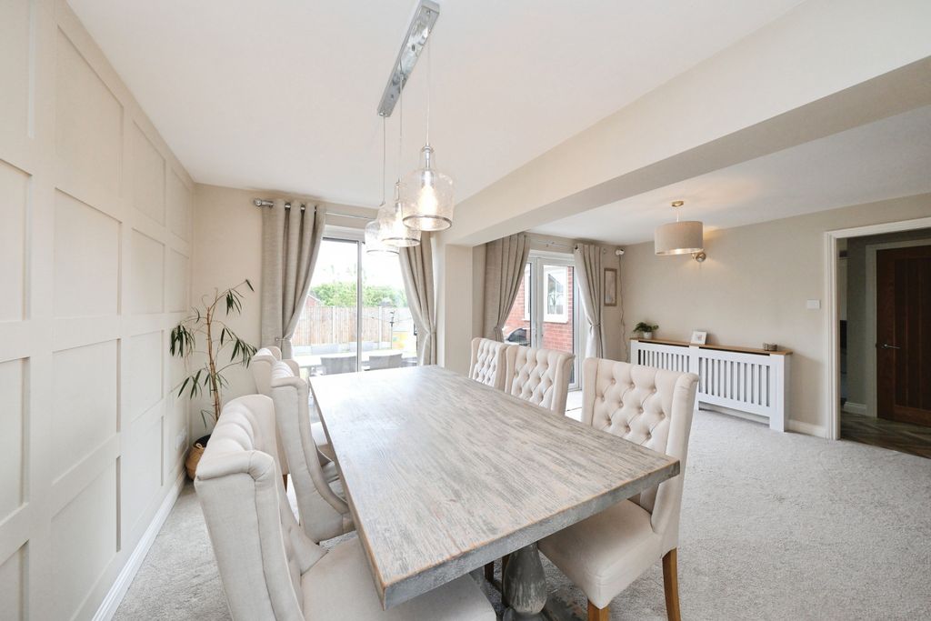 Property photo 2 of 18 Img_6384
