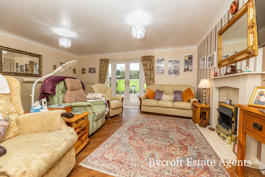 Property photo 2 of 15